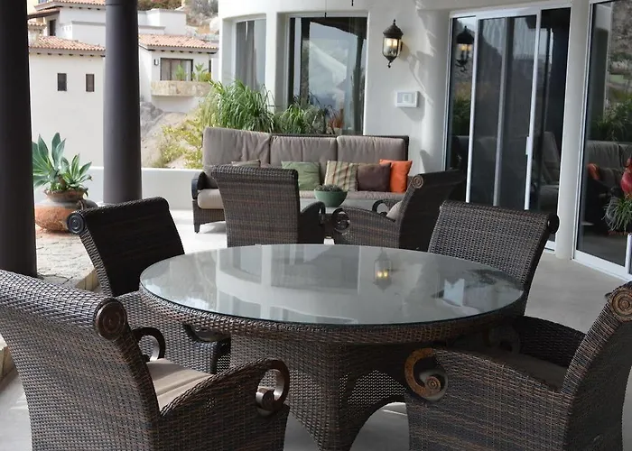 Las Flores Hotel